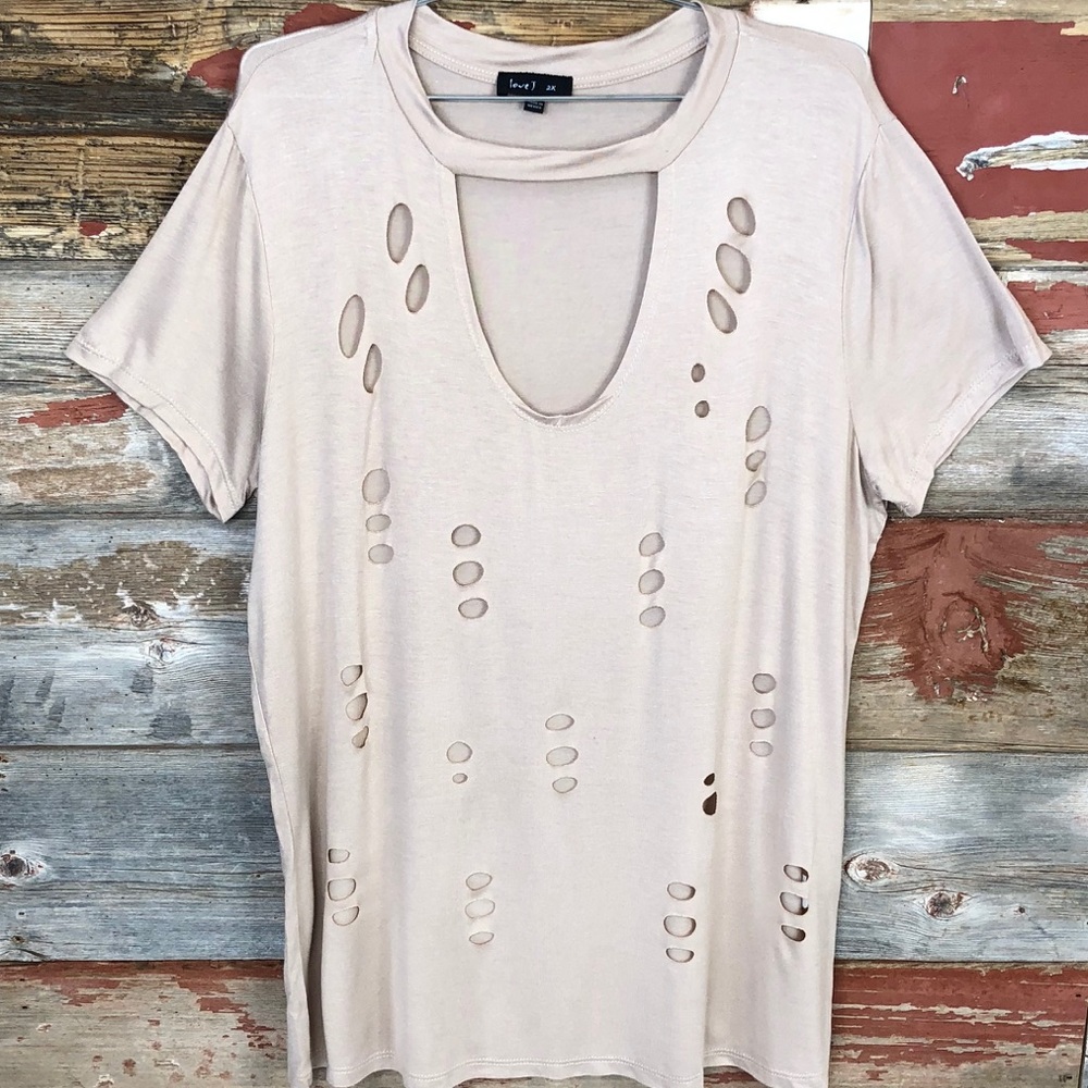 Distressed top size 2X